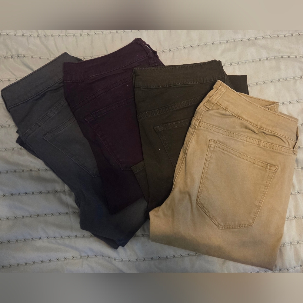 Stylish Women's Jeans in Assorted Colors